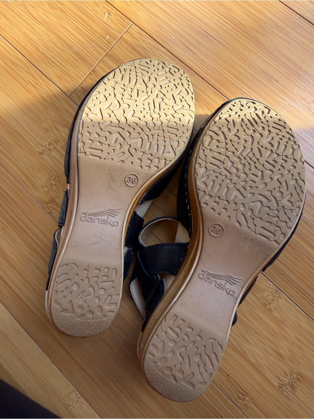 Dansko Black Leather Mary Jane Slingback Clogs EU 36 / US 6 - Picture 4 of 4